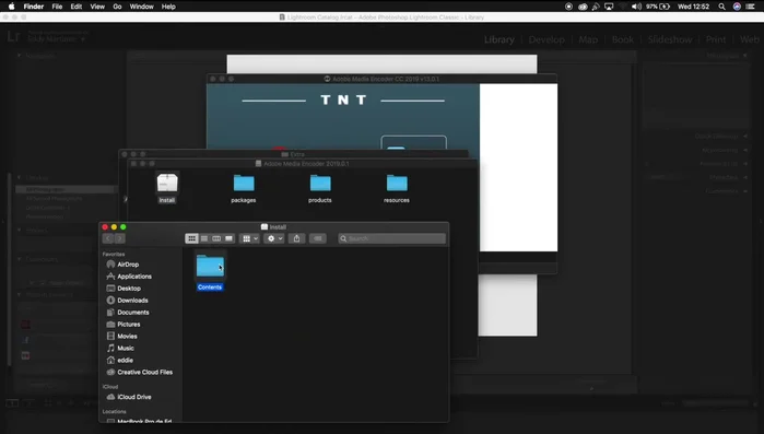 Hacer clic derecho en el archivo "install" y seleccionar "Abrir".