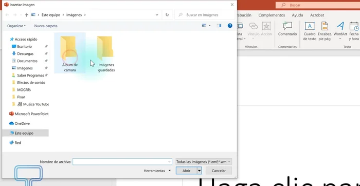 Crear una nueva presentación de PowerPoint en blanco.