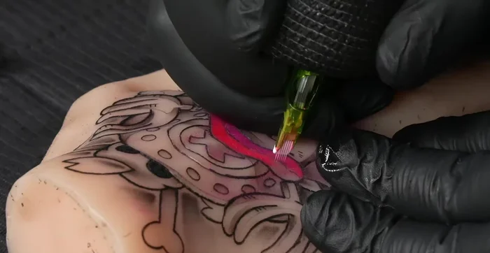 Aplicamos la mezcla de rosa y blanco, clavando de más a menos para crear la degradación final del highlight.