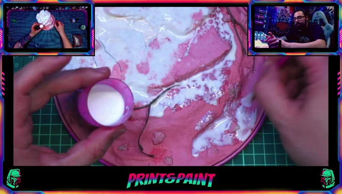 Aplicar una capa uniforme de imprimación negra.