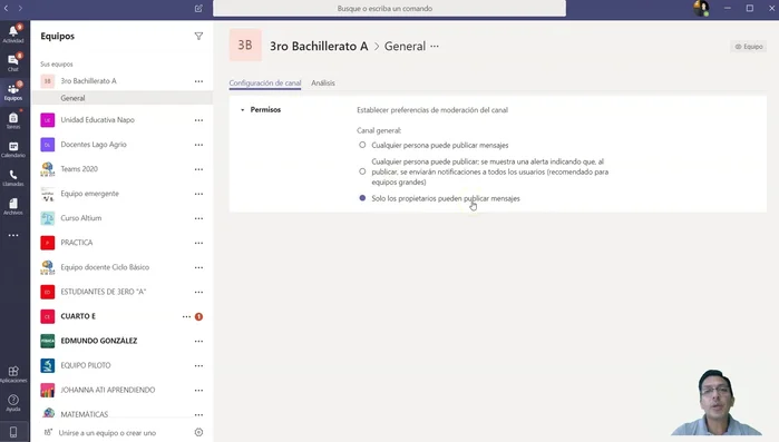 Utilizar el código del equipo: En "Administrar equipo" -> "Configuración", genera y comparte un código para invitar a miembros.