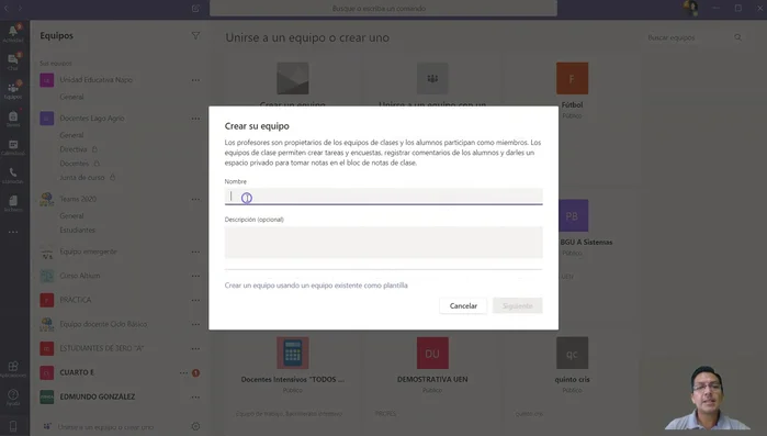 Agregar miembros (opcional): Puedes agregar alumnos y profesores ahora o más tarde, enviando invitaciones con un código o enlace.