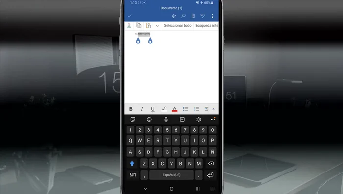 Para modificar el tamaño de la fuente, utiliza el menú desplegable que muestra los números del tamaño de fuente (ej: 11 a 26). También puedes cambiar el tipo de letra.