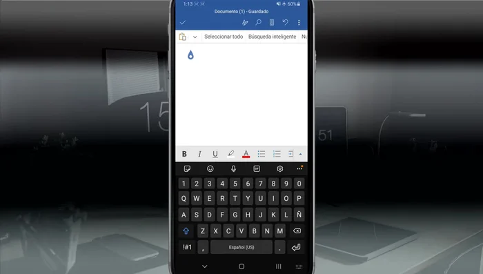 Para modificar el tamaño de la fuente, utiliza el menú desplegable que muestra los números del tamaño de fuente (ej: 11 a 26). También puedes cambiar el tipo de letra.
