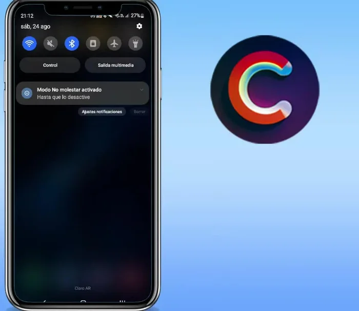 Desliza nuevamente hacia abajo desde la parte inferior del panel de notificaciones para expandir el menú.