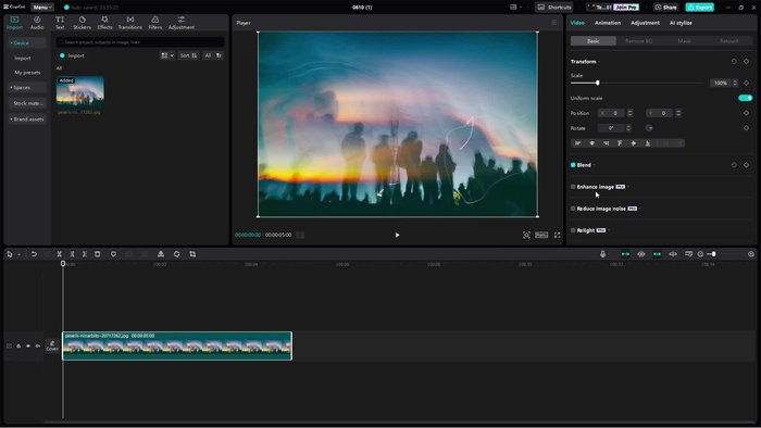 Ubica la herramienta de fotogramas clave (usualmente se representa con un pequeño diamante o un icono similar).