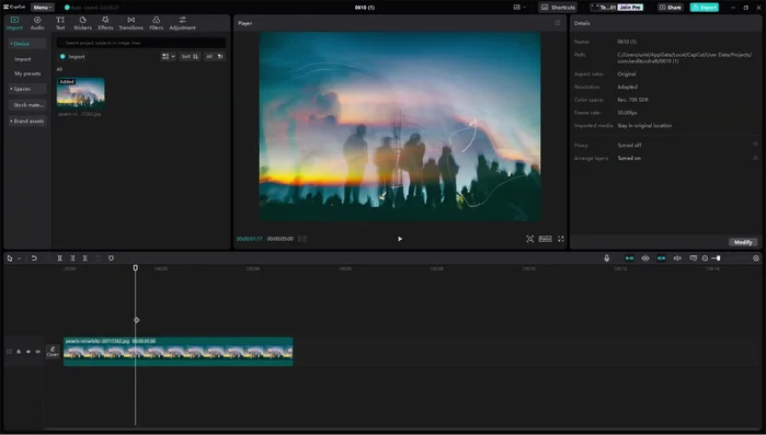 Añade otro fotograma clave y ajusta la propiedad al valor deseado para este punto (ej: escala 100%).