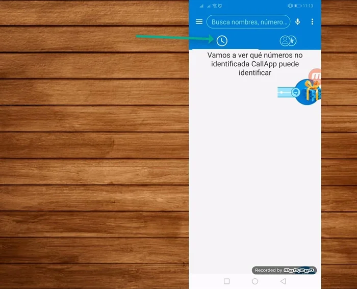 Empieza a usar la app. La aplicación mostrará automáticamente tus contactos y empezará a identificar números desconocidos que te han llamado. (1:21)