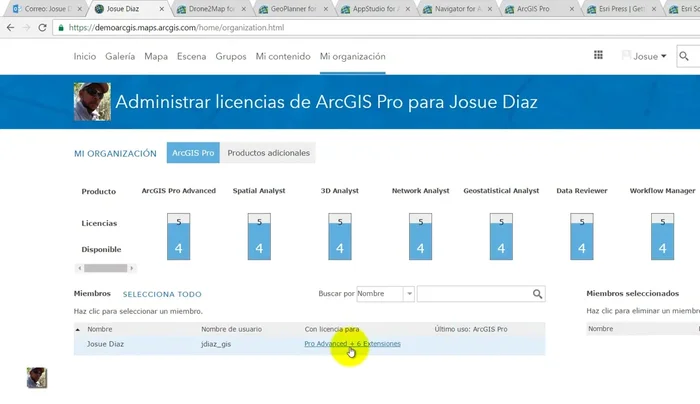 Revisar las licencias adicionales de productos como drones, planificación, estudio, etc.