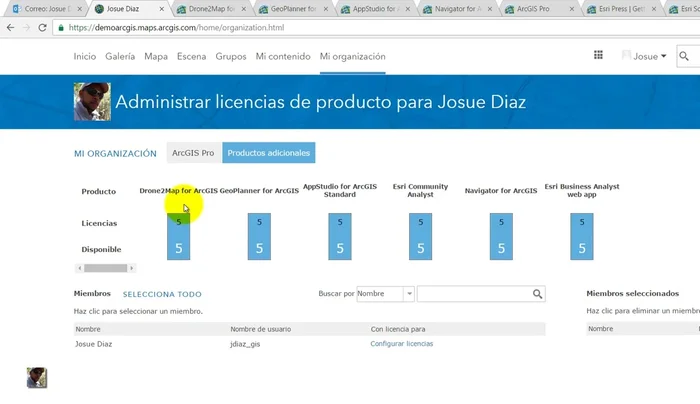 Revisar las licencias adicionales de productos como drones, planificación, estudio, etc.