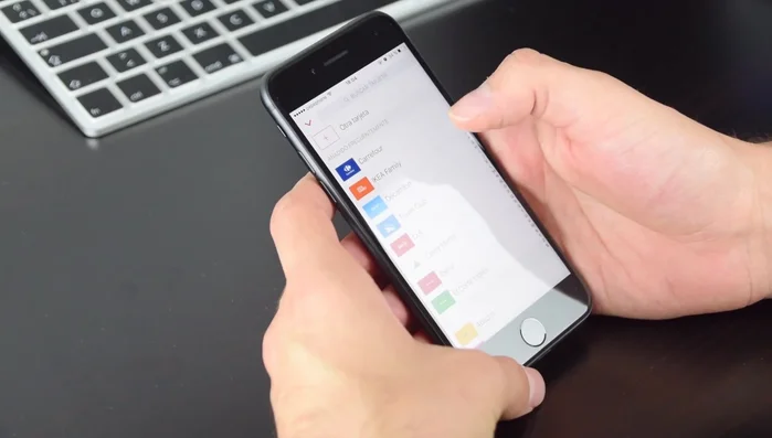 Añade datos adicionales (parte trasera de la tarjeta, notas, etc.) si lo deseas.