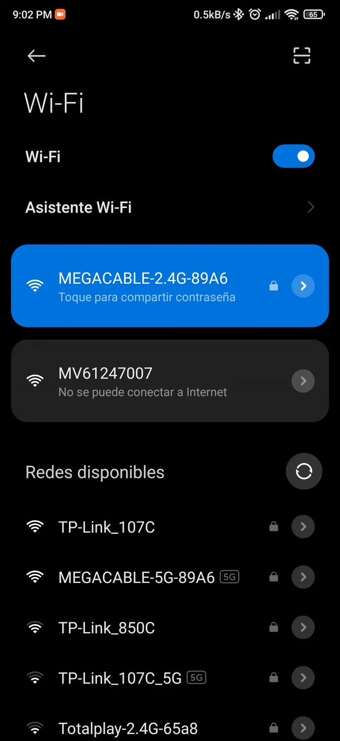 Selecciona "Conectar punto AP". Tu dispositivo móvil se conectará a la red WiFi que genera la cámara (usualmente con un nombre como "Cámara 007").