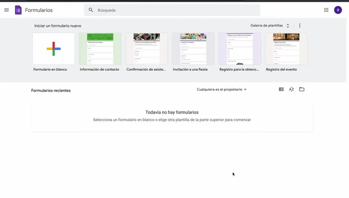 Selecciona la opción 'Formulario en blanco' para comenzar un formulario nuevo.