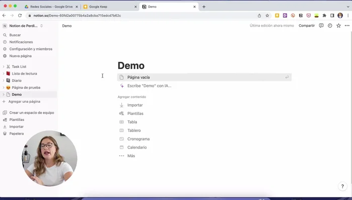 Añadir una base de datos integrada a la página vacía. Nombrarla con un título descriptivo (ej: 'Prueba').