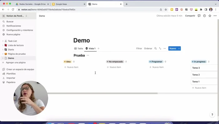 Utilizar la función 'Ordenar' para personalizar la secuencia de las columnas en la vista de tablero.