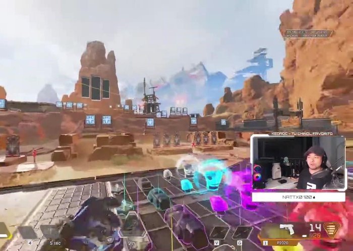 Aprovecha superficies elevadas para lanzamientos aún más lejanos con el gancho.