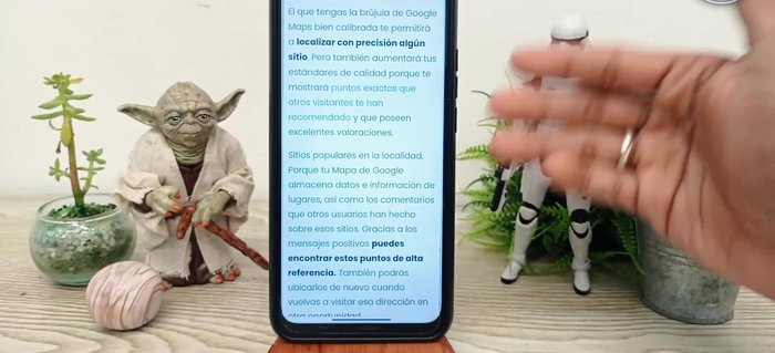 Desliza el interruptor de la opción "Calibración de brújula" (si aparece). Si no aparece, ve a la aplicación Brújula.