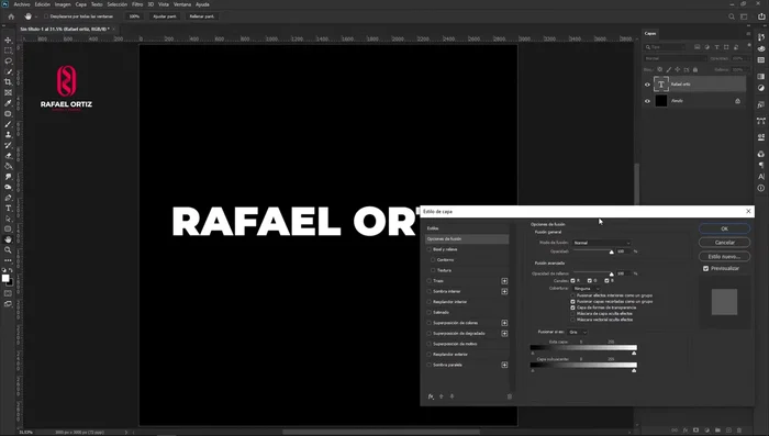 Elegir el color del trazo (ej: blanco) y ajustar el tamaño del trazo (aprox. 7 píxeles). Seleccionar la posición del trazo ('centro' para un efecto equilibrado).