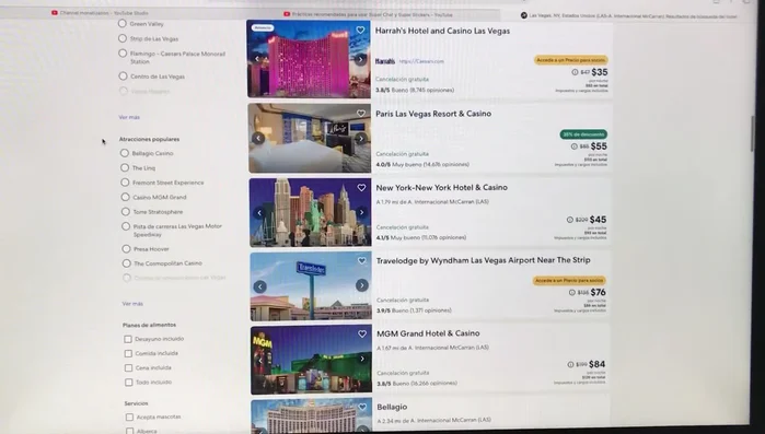 Seleccionar el hotel y la habitación deseada.