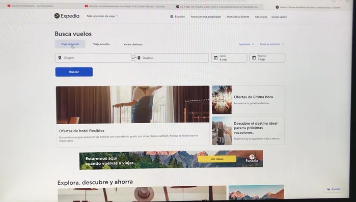 Para vuelos: seleccionar la ciudad de origen, la ciudad de destino, y las fechas de viaje. Elegir entre viaje sencillo, viaje redondo o varios destinos.