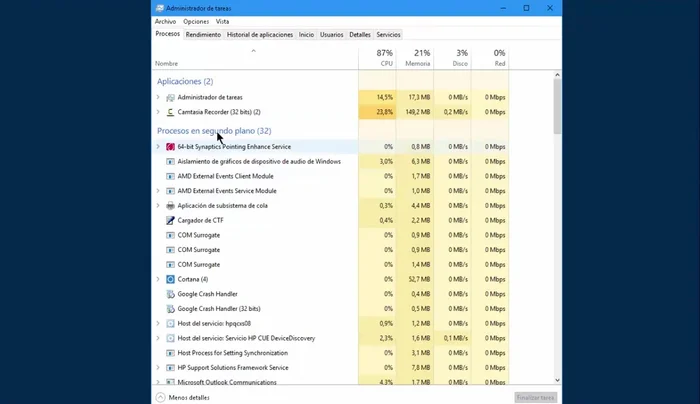 Selecciona el programa congelado con el botón derecho del ratón y elige "Finalizar tarea".