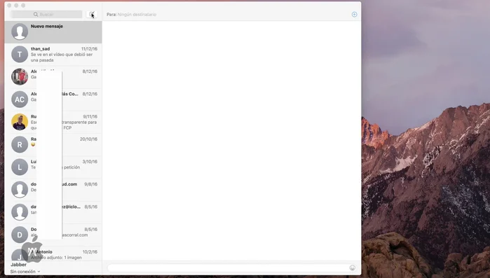 Hacer clic en el botón 'Compartir pantalla' o ir a 'Contactos de chat' y seleccionar 'Invitar a compartir pantalla' o 'Solicitar compartir pantalla'.