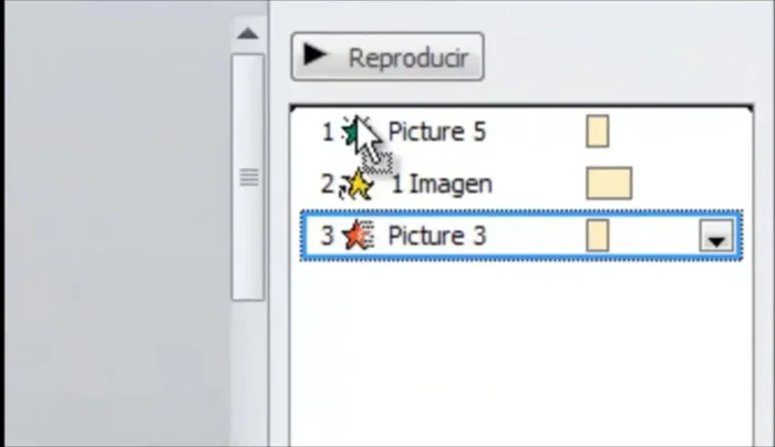 Modificar el orden de las animaciones arrastrando y soltando los elementos en el panel de animación.