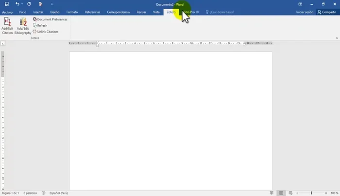 Selecciona el texto al que deseas añadir la cita.