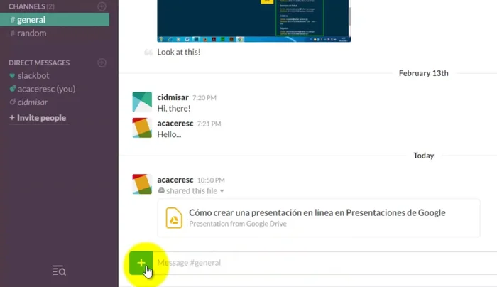 Policías haciendo clic en masa