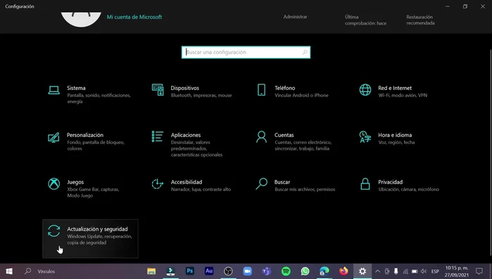 Haz clic en 'Windows Update' en la barra lateral izquierda.