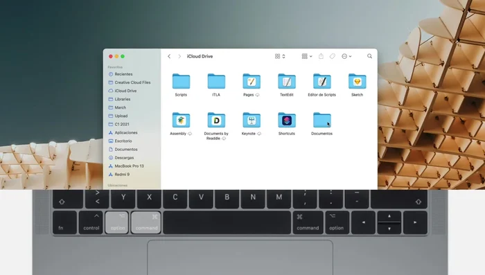 Crear un acceso directo en el escritorio: Arrastrar la aplicación o carpeta al escritorio mientras se mantiene pulsada la tecla Opción (o Alt).