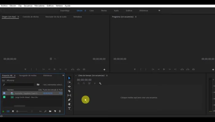Arrastrar el archivo de vídeo a la línea de tiempo.