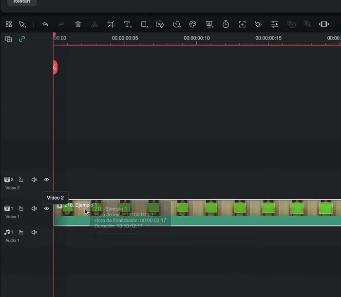 Crear una instantánea al inicio del vídeo del cuadro para ajustar la duración hasta que termine la transición. Modificar la escala y posición con keyframes.