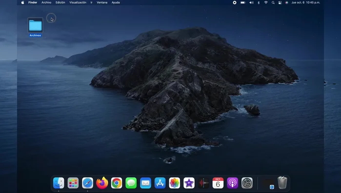Utilizar el Menú de Aplicaciones: Acceder a funciones específicas de la aplicación abierta (Finder, Fotos, etc.).
