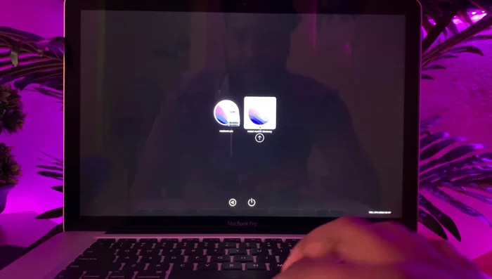 Seleccionar el instalador de macOS Monterey desde la unidad externa y proceder con la instalación.