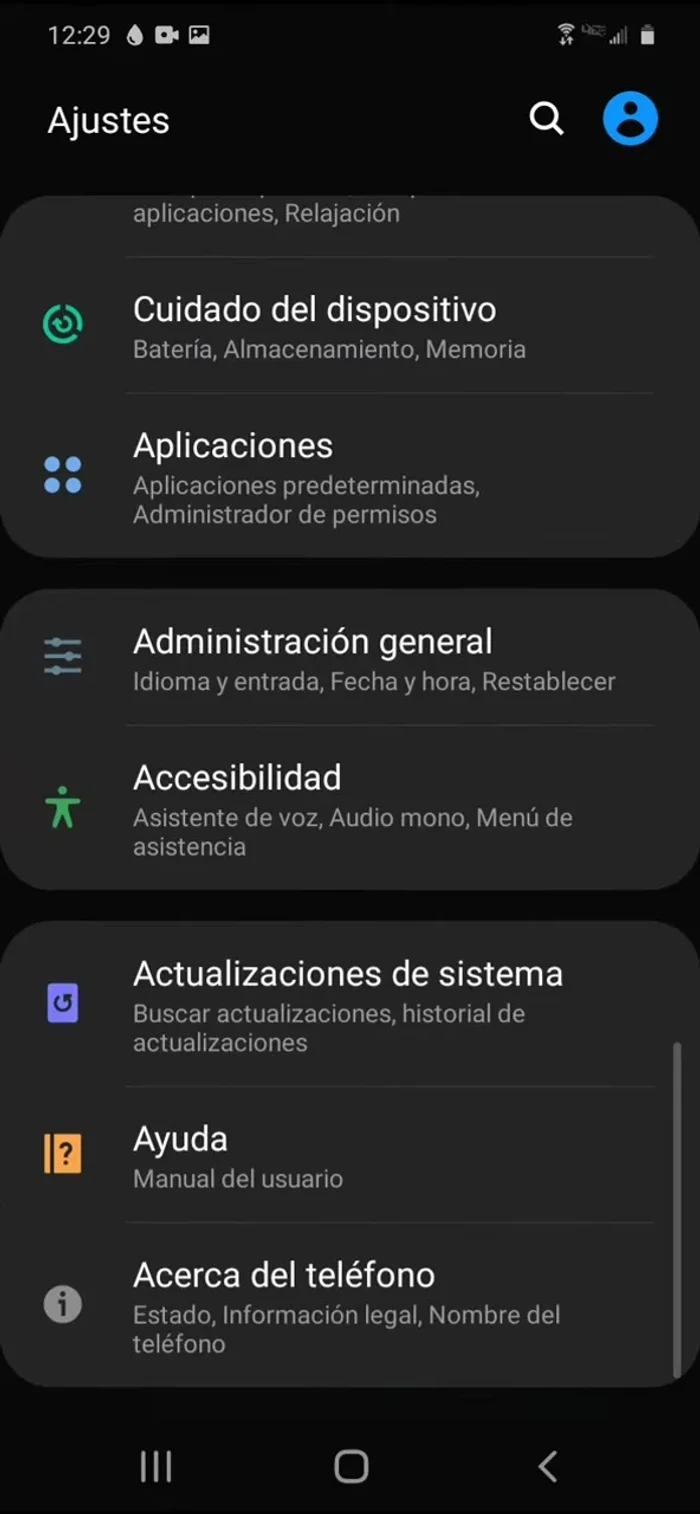 Entrar en 'Aplicaciones del sistema'.