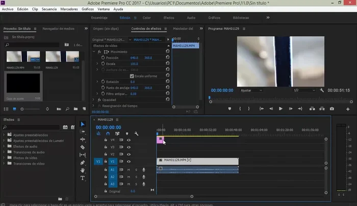 Aplicar el efecto 'Recortar' a la capa de ajuste. Ajustar el porcentaje de recorte (12% arriba y abajo en este ejemplo).