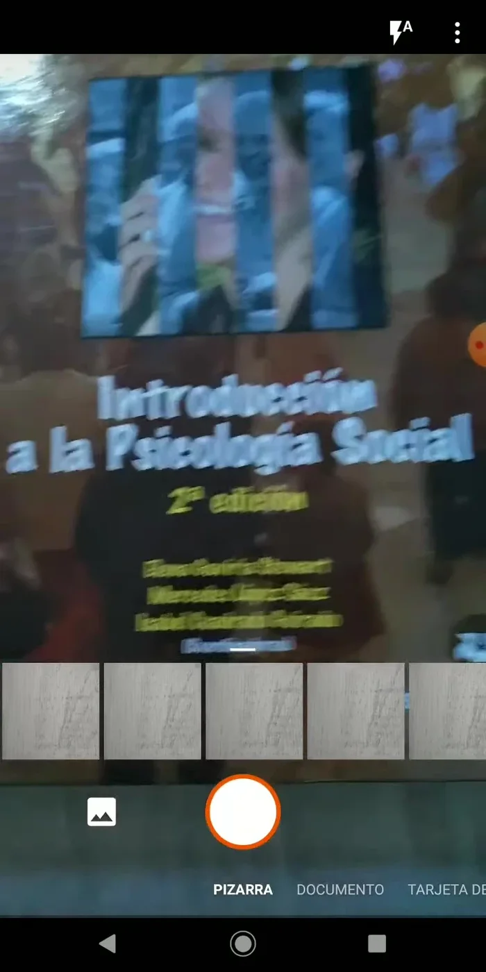 Abre la aplicación. Te pedirá permisos, acéptalos.