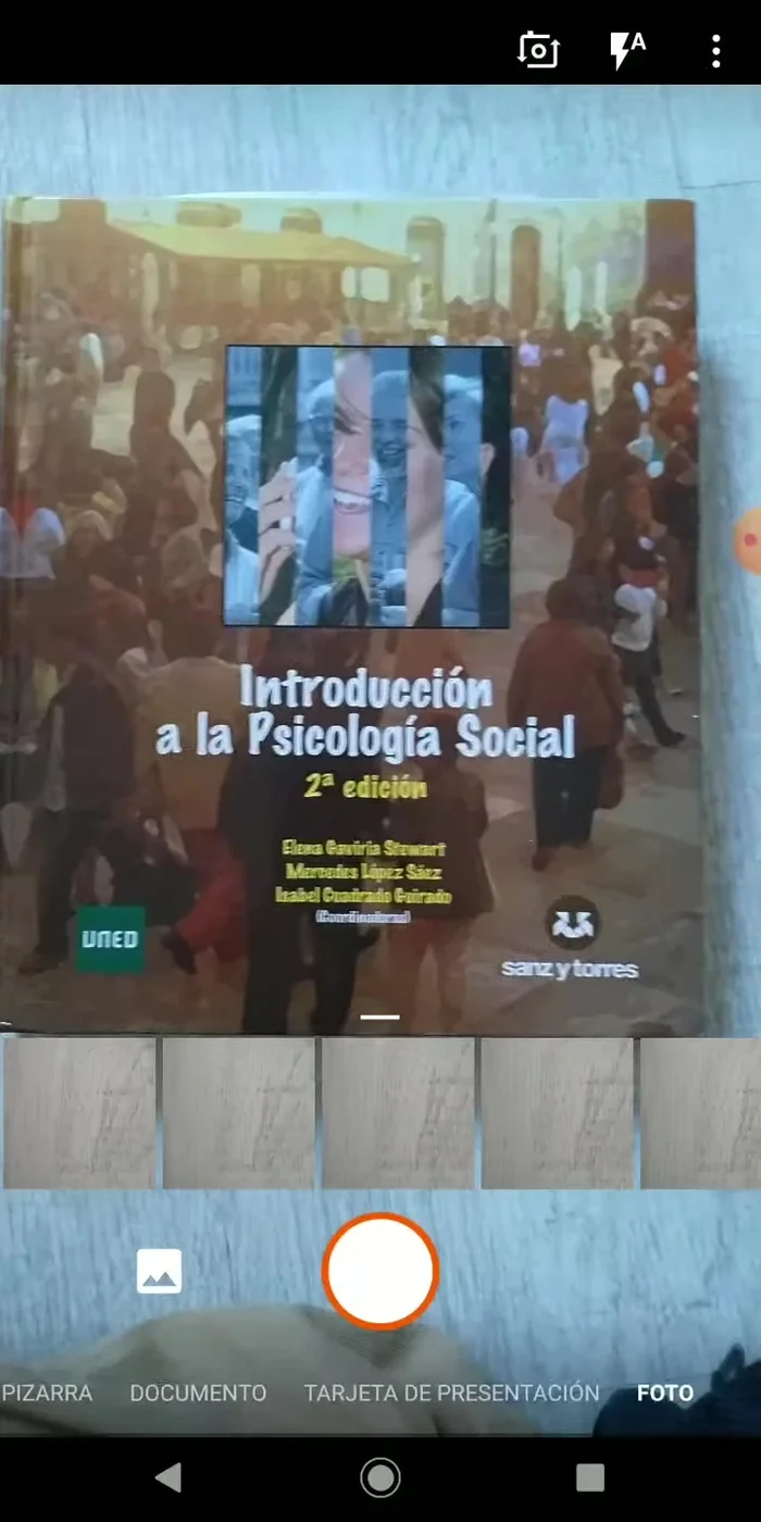 Edita la imagen si es necesario. Puedes recortar, añadir filtros, escribir texto o dibujar sobre la imagen.