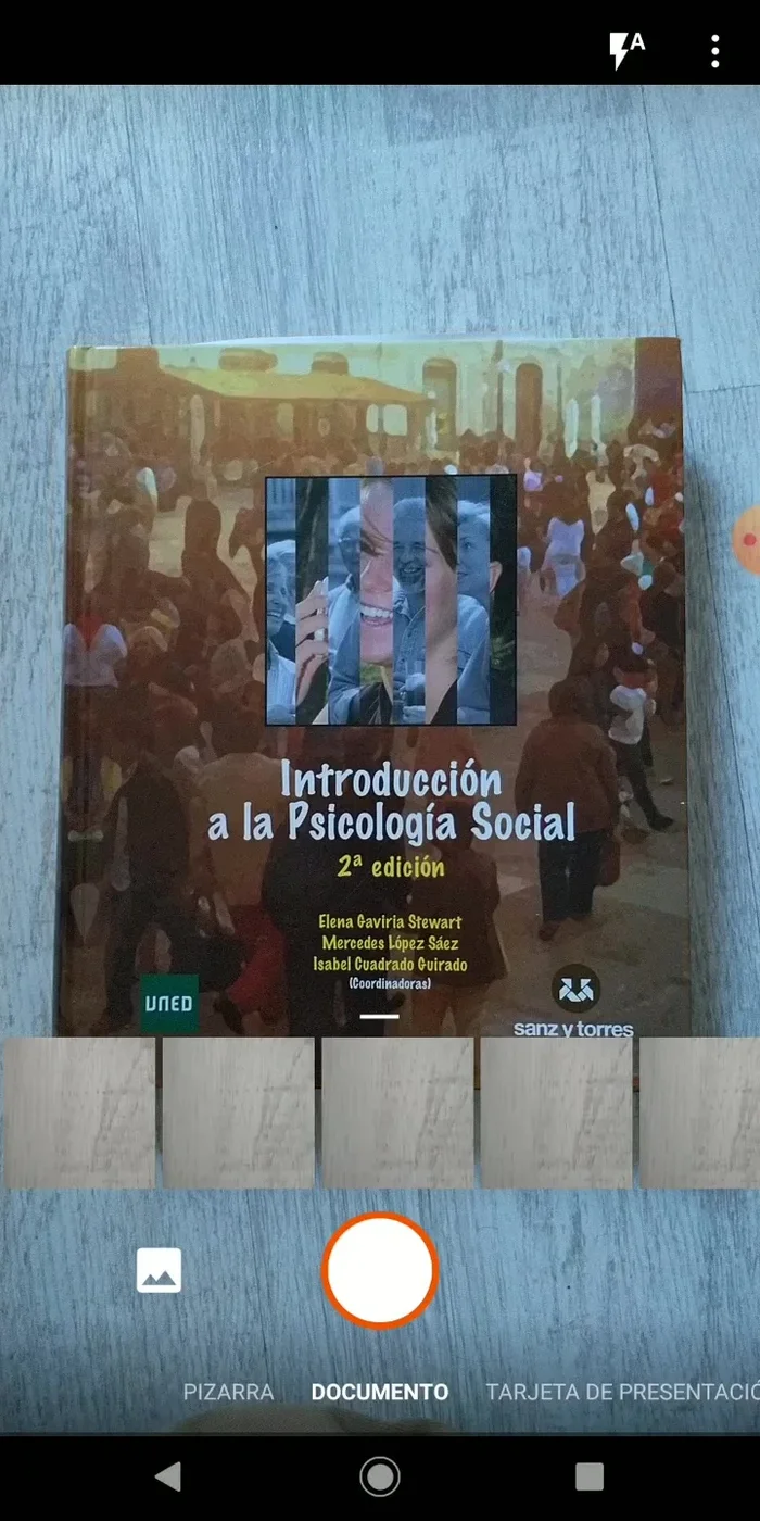 Edita la imagen si es necesario. Puedes recortar, añadir filtros, escribir texto o dibujar sobre la imagen.