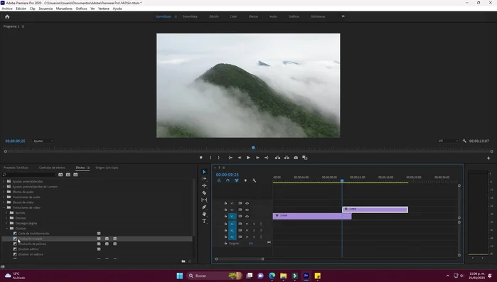 Arrastra la transición a la línea de tiempo sobre la superposición de clips.