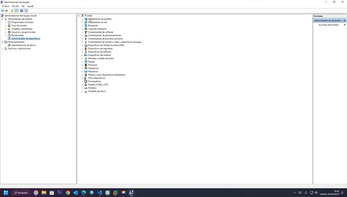 Elige 'Buscar controladores automáticamente'. Windows buscará e instalará la actualización si la encuentra.