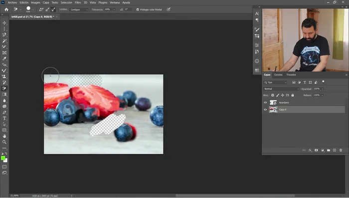 Herramienta Borrador Mágico: Borra áreas de color similar.