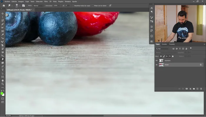 Herramienta Dedo: Desplaza píxeles para mezclar colores.