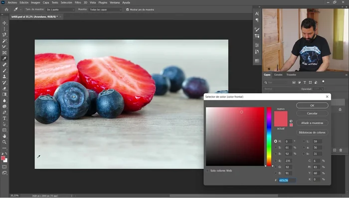 Herramienta Bote de Pintura: Rellena áreas con un color sólido.
