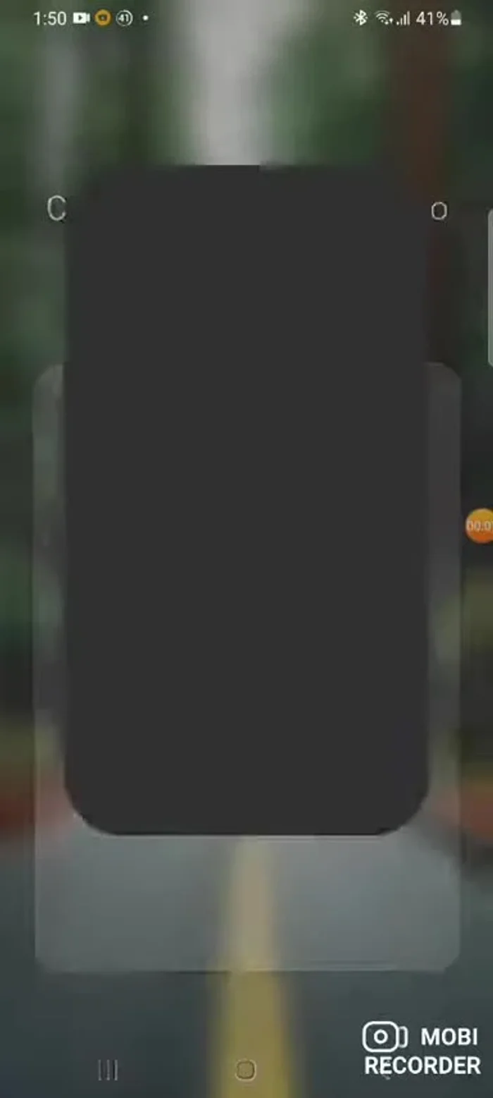 Abrir la aplicación. La interfaz es similar a una calculadora científica física.