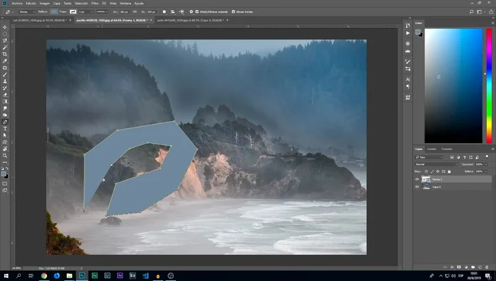 Herramientas de formas: Crea formas geométricas y personalizadas, con opciones de color y opacidad.