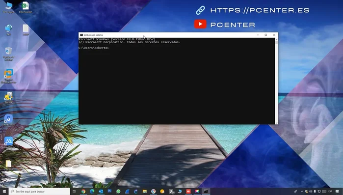 Abrir la consola de comandos de Windows escribiendo 'cmd' en la barra de búsqueda y presionando Enter. (Esta es la ventana llamada 'Símbolo del sistema').