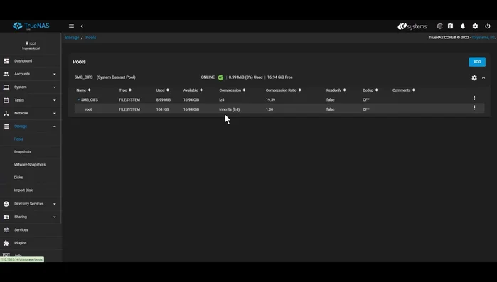 Nombrar el pool (ej: 'nfs'). Seleccionar los discos duros y agregarlos al pool.